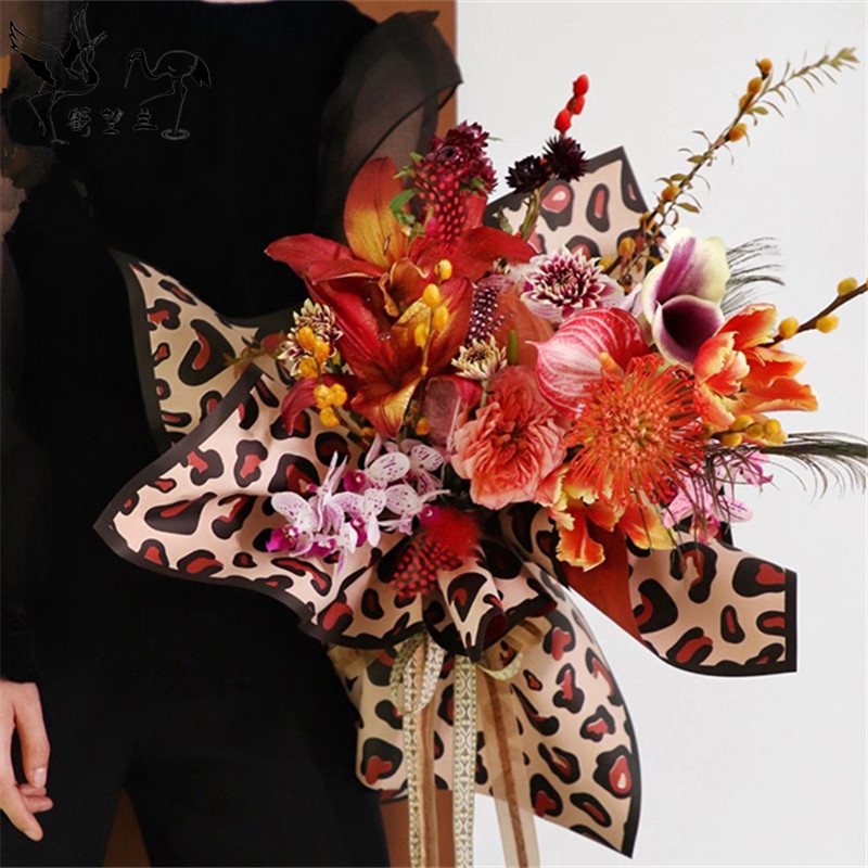 flower-wrapping-paper-plastic-waterproof-for-flowers-celophane-bouquet-korean-fancy-designer-leopard-print-gift-wrap-designer-brown-floristic-supplies.jpg.jpg