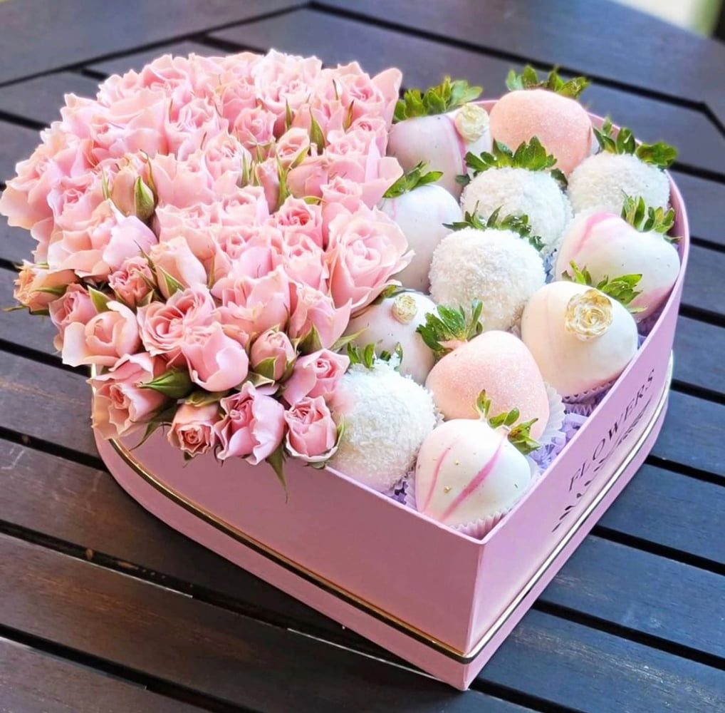 Set of 3, Heart Shaped Flower/Gift Boxes with Plastic Liner | W964