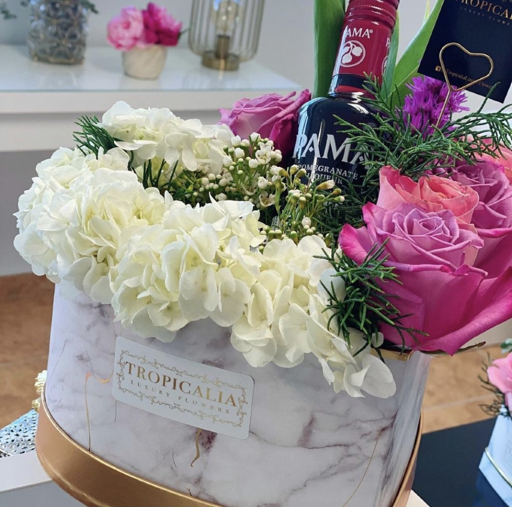 Set of 3, Heart Shaped Flower/Gift Boxes, White/Black Marble