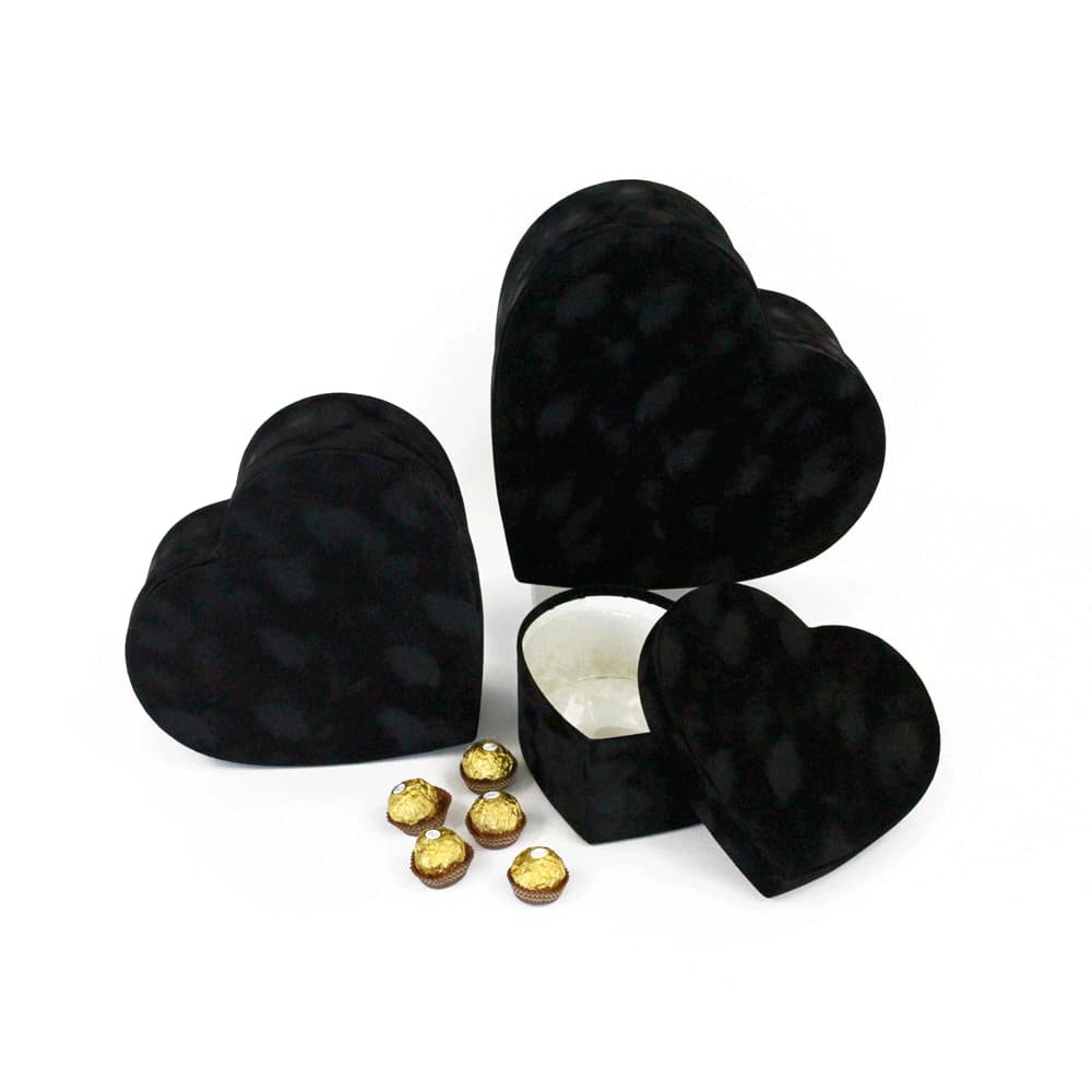 premium-quality-european-style-heart-shapped-flower-hat-box-black-velvet-set-of-3-w7233B-3.jpg