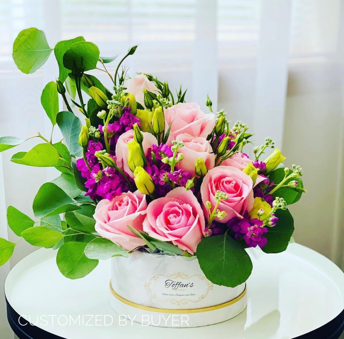 premium-quality-european-style-round-floral-flower-box-white-marble-with-golden-rim-w6705-9.jpg Set of 3, Round Flower/Gift Boxes - Black Marble/White Marble with Gold Rim | W670