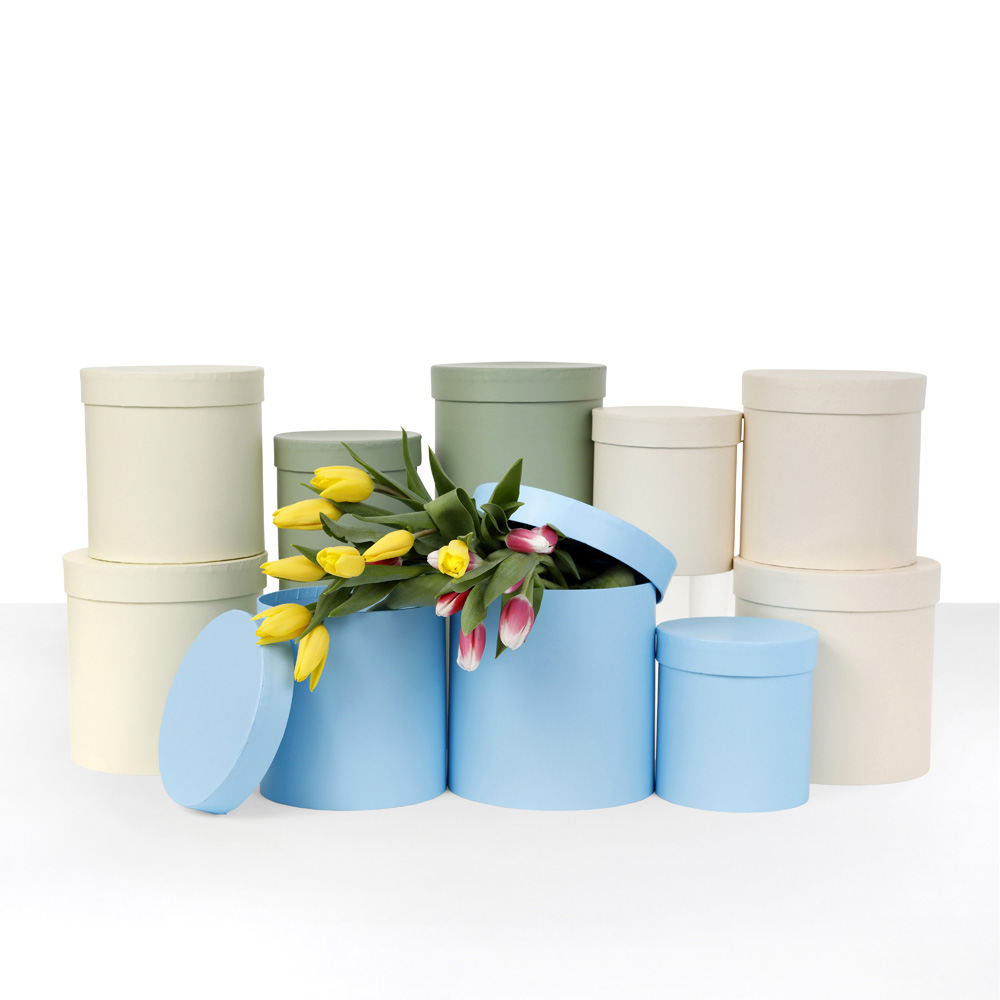 Oasis Set of 3 Round Hat Boxes with Lids Ideal for Gifts or Flowers