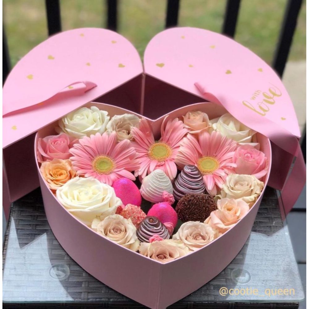 Surprise Heart Shape Flower/Gift Box Black | W687-B