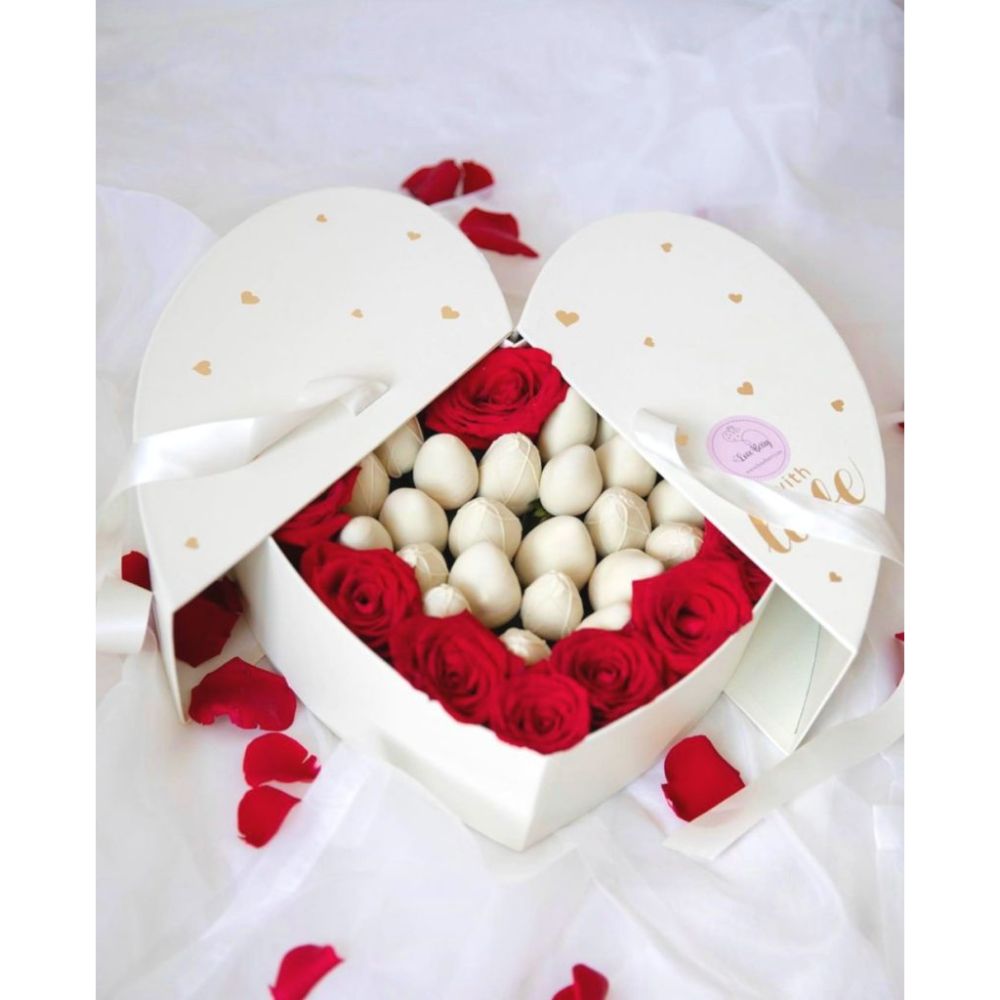 Surprise Heart Shape Flower/Gift Box Black | W687-B