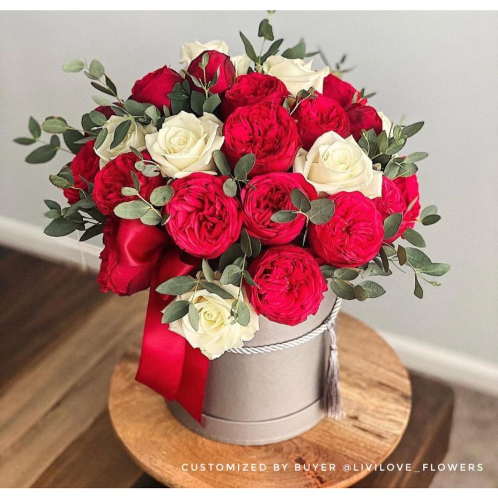 Set of 3, Round Flower/Gift Boxes with Lids, with Tassel Detail, Plastic Liner | W680