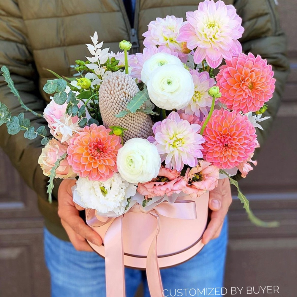 premium-quality-european-style-round-floral-flower-box-white-with-powder-rim-w7381-5