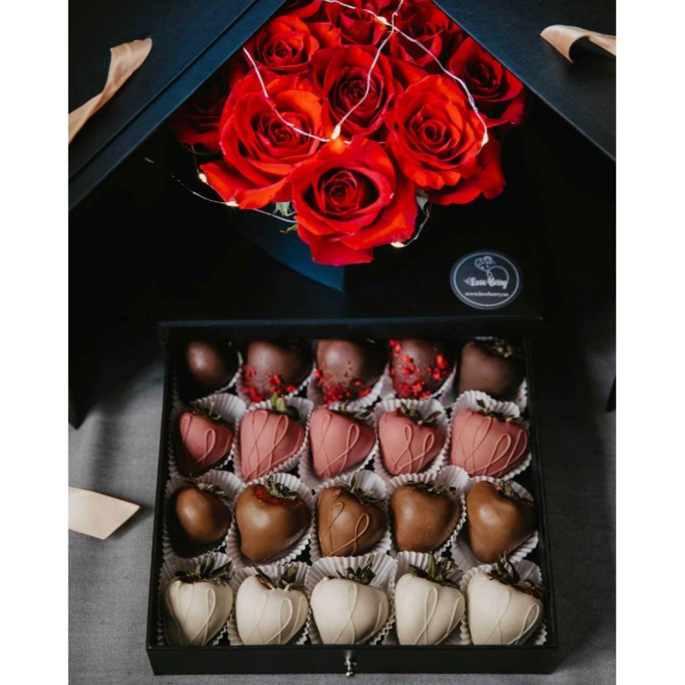 Large Square Surprise Flower Box - Various Colors | W7777